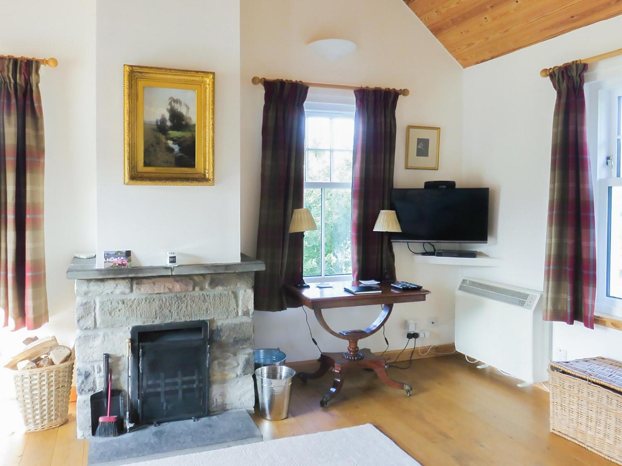 Tummel Cottage Foss Экстерьер фото